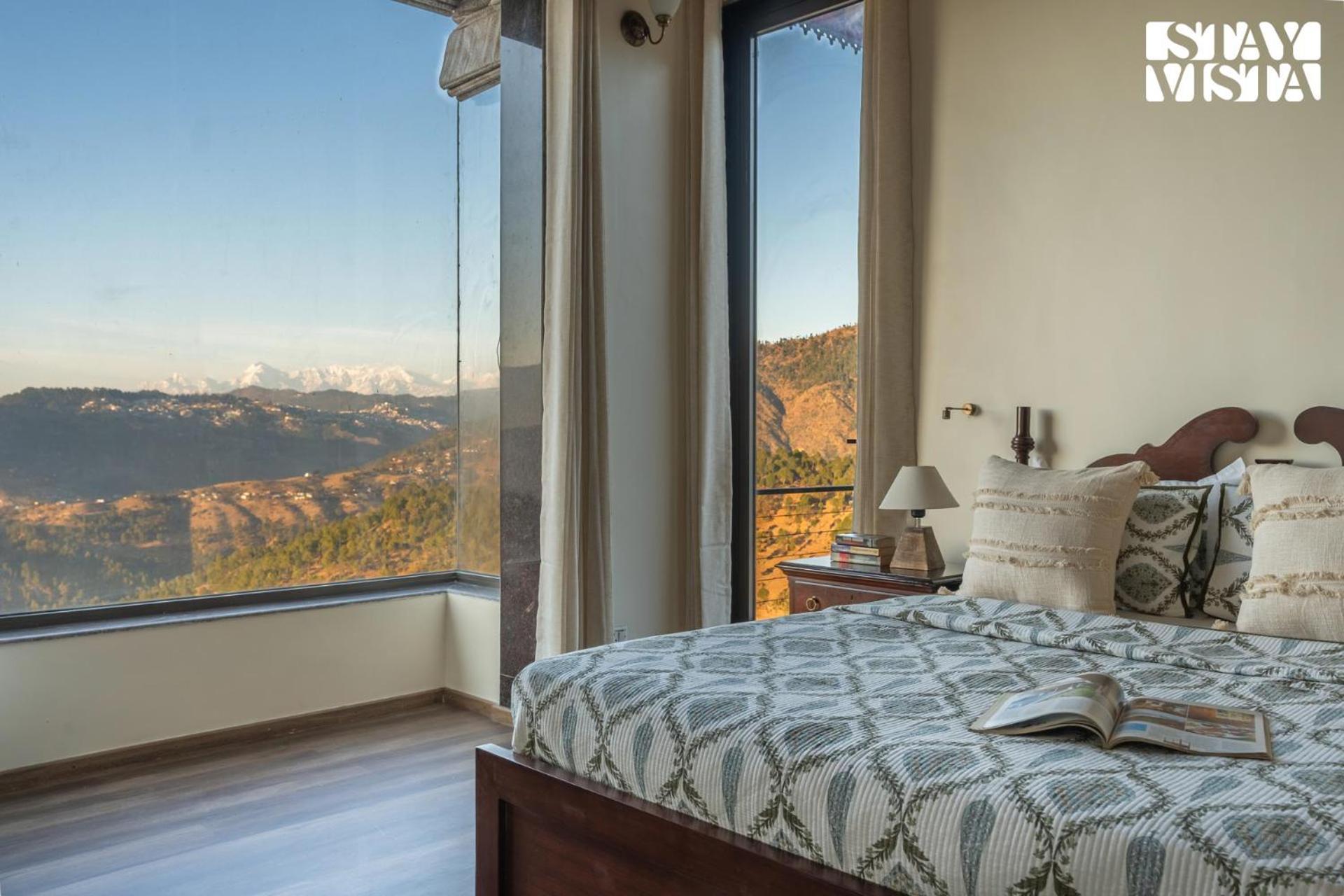 Stayvista At Amulyam Villa With Lawn & Bonfire Муктесвар Екстериор снимка